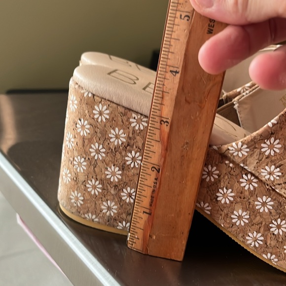 Clogs - Picture 4 of 8